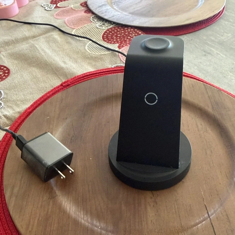 Black Wireless Charging Stand